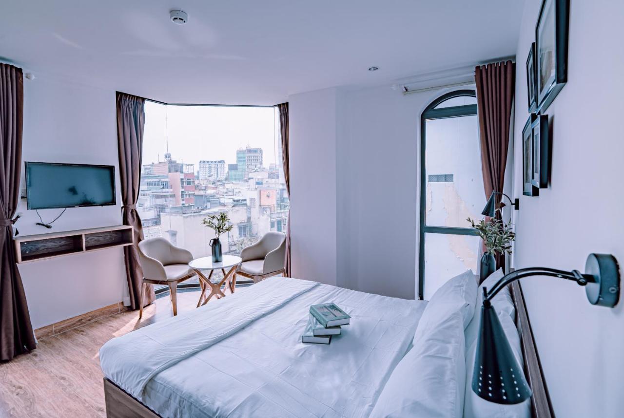 Mint Hotel Bui Vien Q1 Хошимин Экстерьер фото
