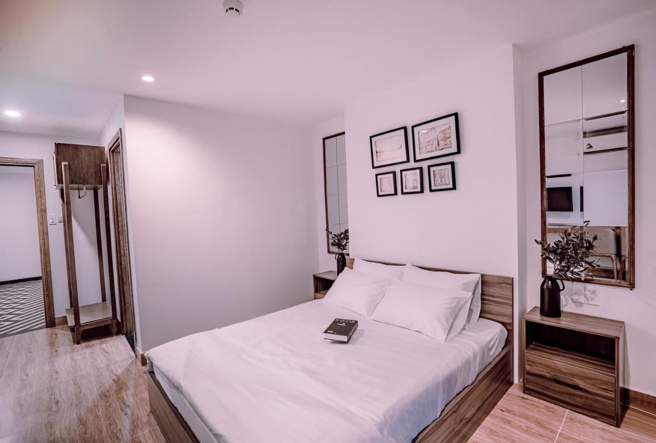 Mint Hotel Bui Vien Q1 Хошимин Экстерьер фото